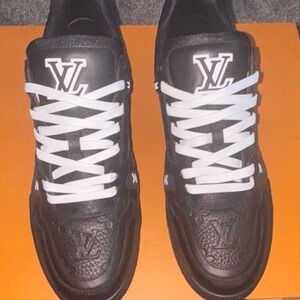 Louis Vuitton Trainer Black and White Men's Sneakers